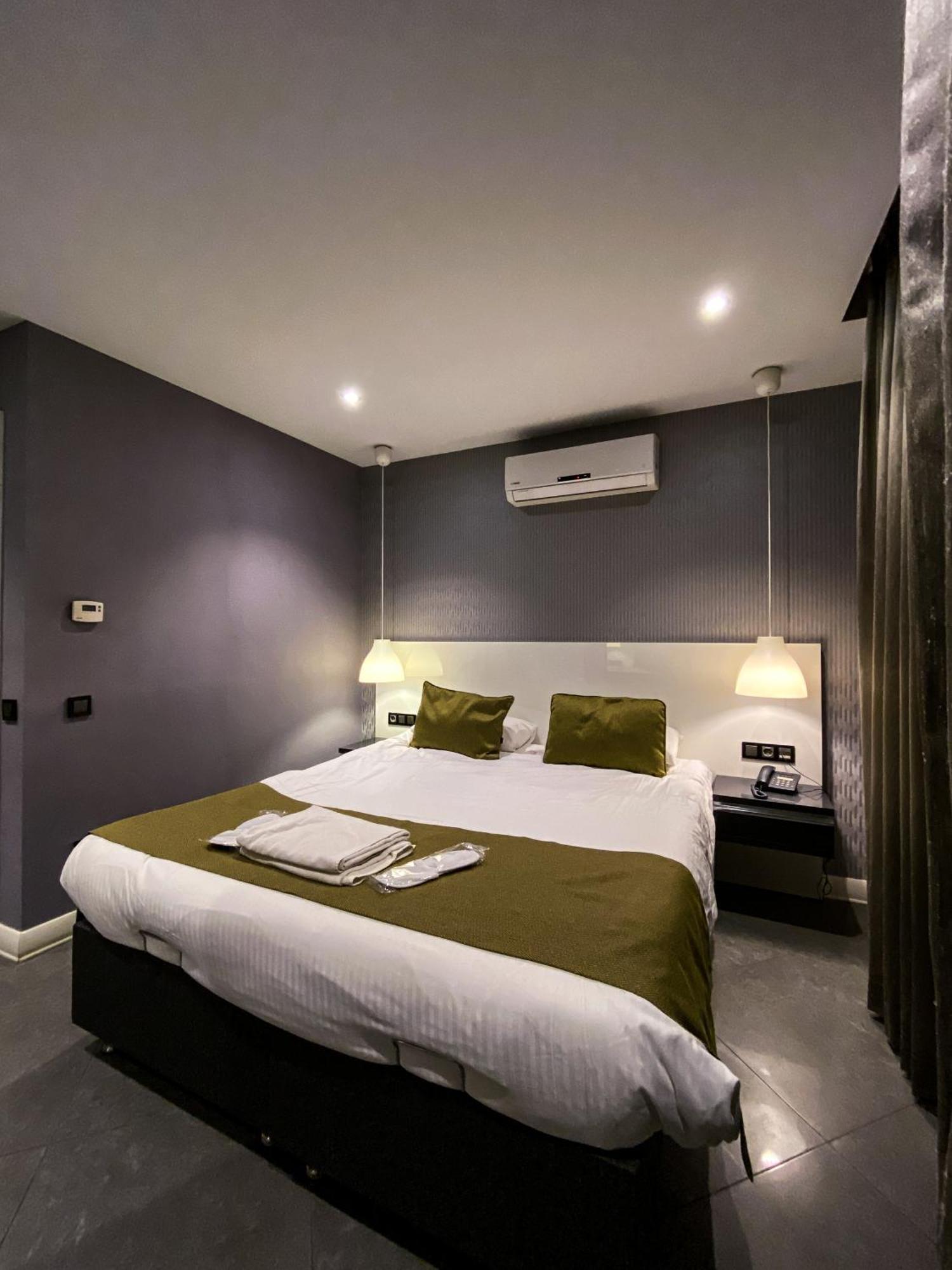 Bmk Suites Apartments 안탈리아 외부 사진